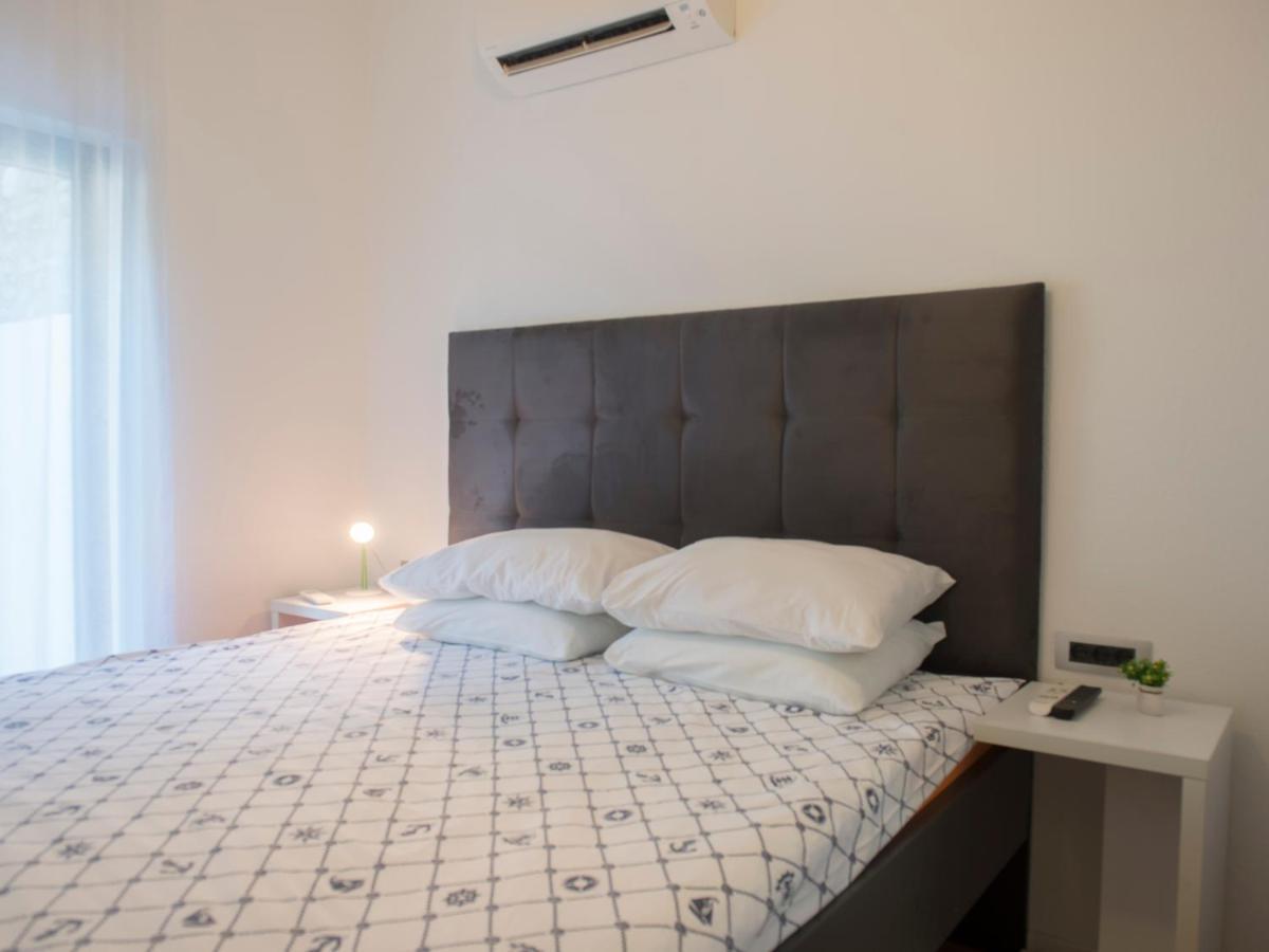 Apartments Windrose Kotor Extérieur photo