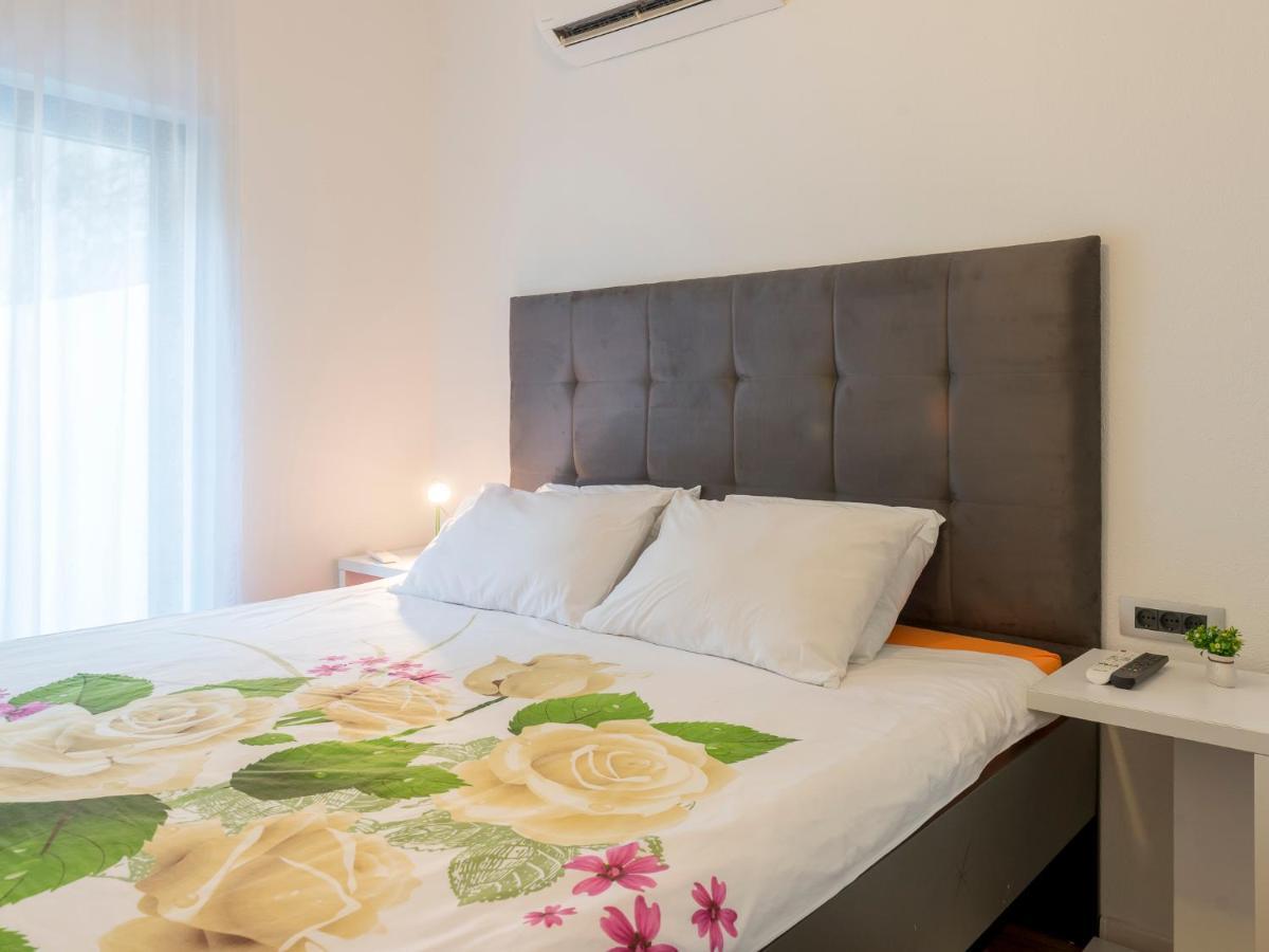 Apartments Windrose Kotor Extérieur photo